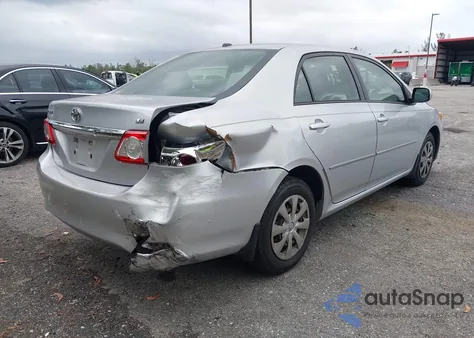 2011 Toyota Corolla Le z USA, uszkodzony, nr VIN JTDBU4EE0BJ098615